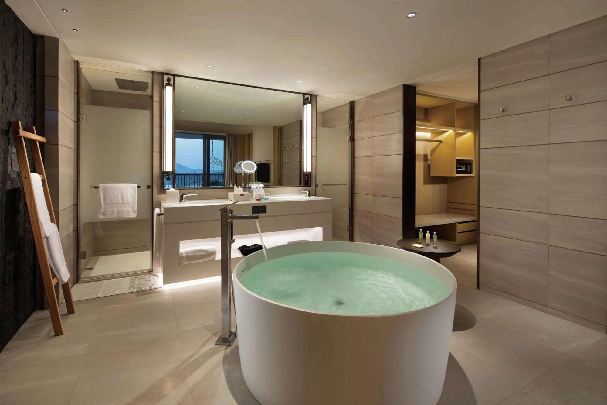 Doubletree Resort By Hilton Hainan - Xinglong Lakeside Wanning Exterior foto